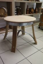 Tavolino basso in rovere francese – artigianato da botte - immagine 3