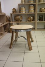 Tavolino basso in rovere francese – artigianato da botte - immagine 5