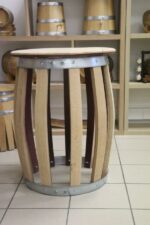 Tavolo alto a botte in rovere francese – artigianale - immagine 2