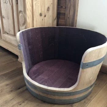 Panier pour chien en fût de vin rouge recyclé