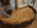 Tavolino d'appoggio in coperchio di botte da whisky – Rovere rustico artigianale - immagine 6
